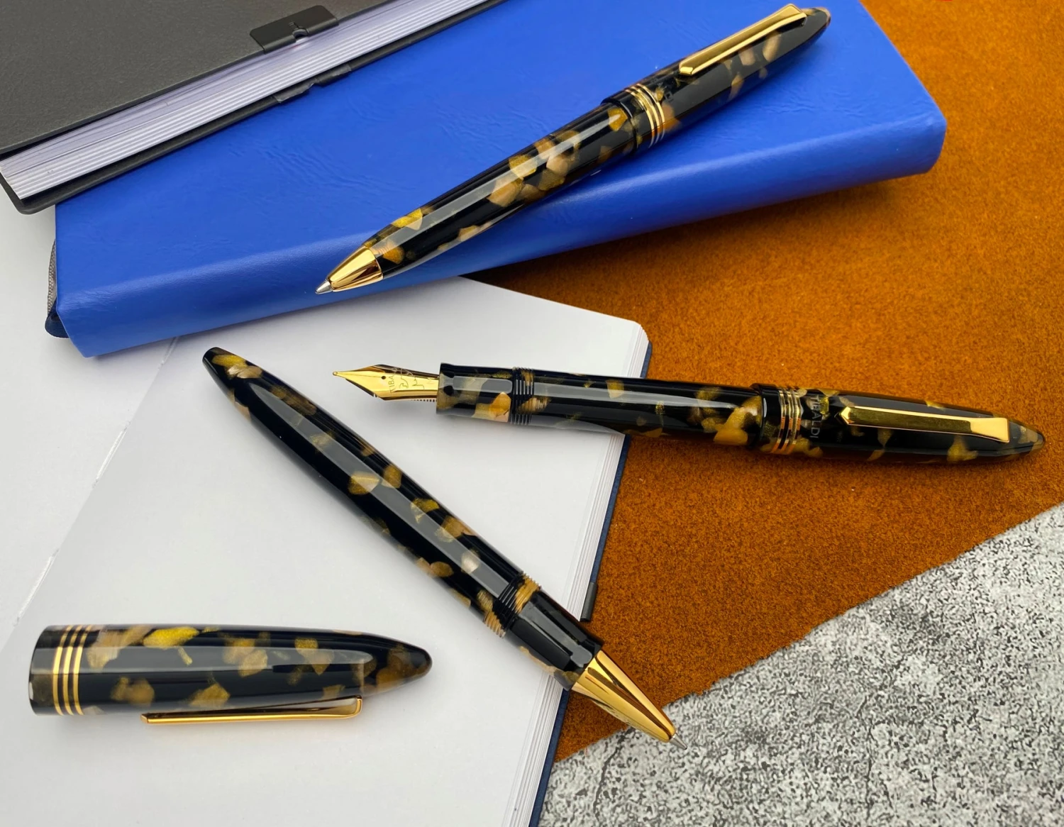 Promo ๐ Tibaldi Bononia Ballpoint Pen, Black & Gold, 18K Gold Plated Trim ๐ - Image 2