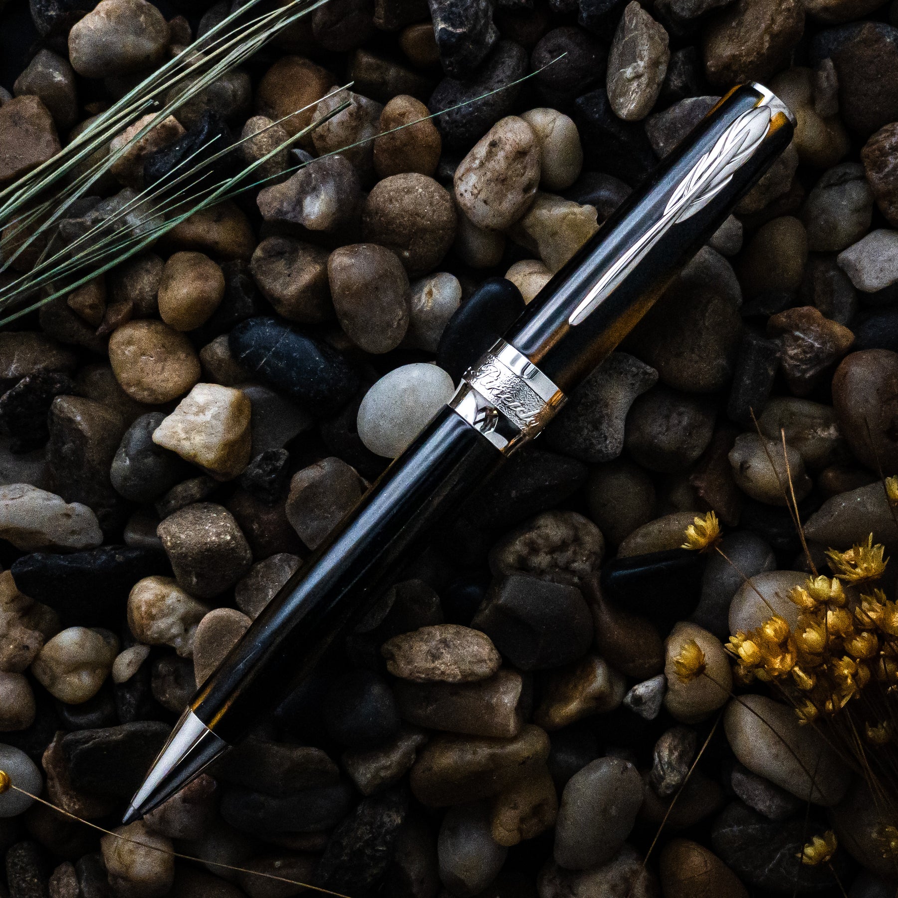 Pineider Arco Blue Bee Limited Edition Ballpoint Pen Cheapest ❤️ Pineider Arco Blue Bee Limited Edition Ballpoint Pen ???? -Tibaldi shop